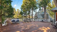 Holiday Lake Cabin by Avantstay Large Deck + Cozy Fireplace + Near Arrowhead Village