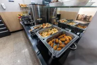 Hotel Diplomat by BSB Inn - breakfast