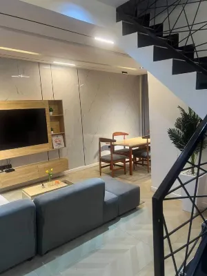 JOYZY HAVEN LUXURY SERVICE APARTMENT - Homestay