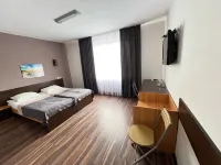 Robinson Living Quarters - 2-نجوم