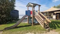 Tiny Couples Wagon on the Lakeside - 2-Star
