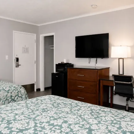 Siler City Motor Lodge