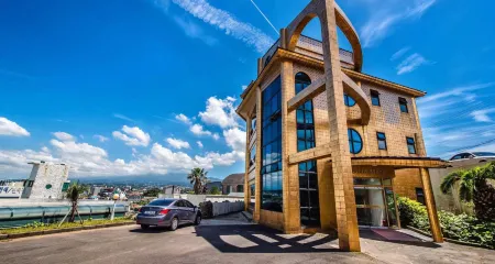 Navis Hotel