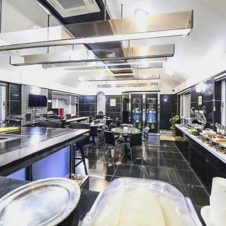 Business Hotel
