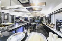 Business Hotel