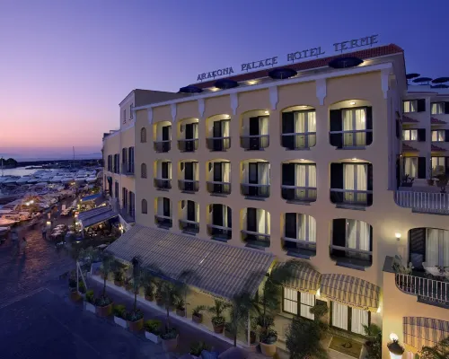 Aragona Palace Hotel & Spa Ξενοδοχεία στην πόλη Ίσκια