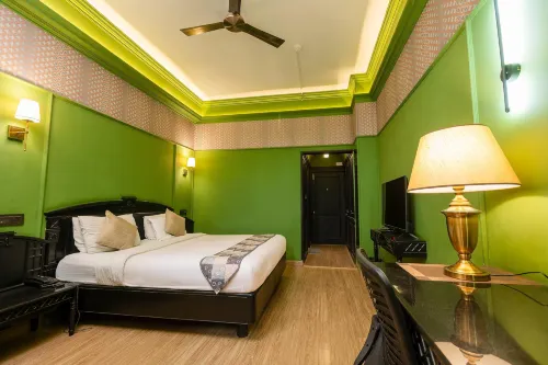 Hotel Solitaire Chandigarh - 10 Mins from Railway Station - โฮมสเตย์