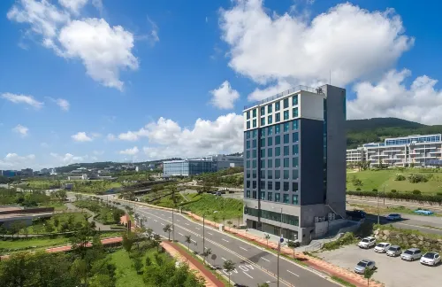 Jeju Pureun Hotel - Parking