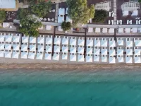 Ionian Crown Suites in Barbati Hotele w: Mparmpati