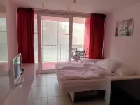 No5 Studio with Garden View Hoteles en Pakoštane