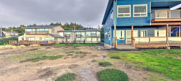 Sanderling Sea Cottages, Unit 2 Walk to Coast! Hotels in Waldport