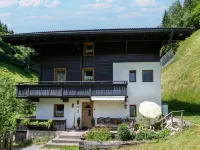 Chalet in Tirol by Zillertal Ski Slopes - 3-Star