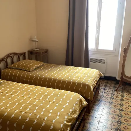 CORSICA- AJACCIO - quiet apartment T4 3 bedrooms - Sea 100m