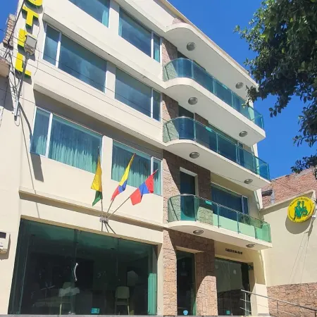 Apartahotel Vincent Suites