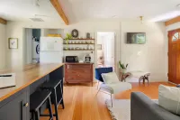 Explore Livingston Manor-Hiking-Relaxing-Firepit-Dining - Wi-Fi