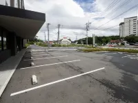 SUPER HOTEL Fujikawaguchiko Natural Hot Spring - Parkplatz