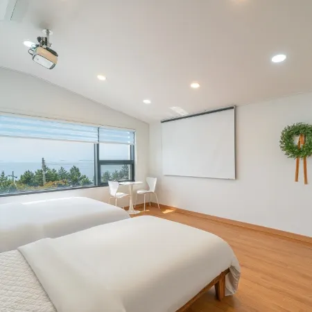 Boryeong Yeollin Badaro Pool Villa