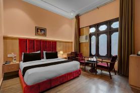 Suite Room Clubhouse Vytilla Kochi
