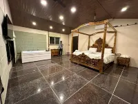 Giri Sarovar Resort - Private Pools