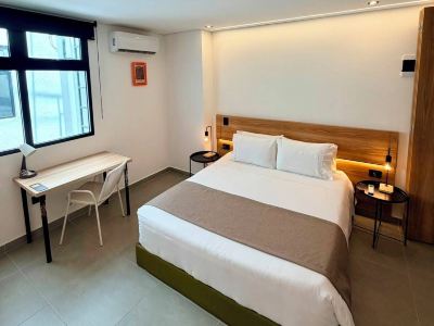ONCE SUITES