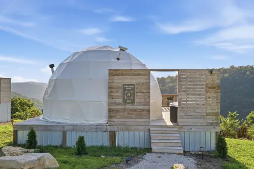 Hot Tub Dome with Epic Ridge Views- Pineview Peak - Boutique