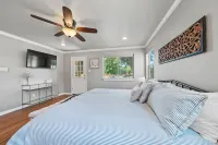 兩棟度假屋-泳池-熱水浴缸-泡泡球場(2 Home Getaway-pool-hot Tub-pickleball Court) - Wi-Fi