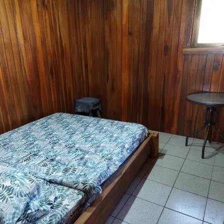 Tranquil 2-Bedroom House Retreat Near S