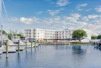 Compass Hotel Beaufort by Margaritaville - Wifi