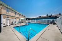 Quality Inn Selinsgrove - Pools