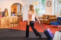 Saint Georges Hotel - 2-Star
