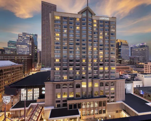 The Lofton Hotel Minneapolis, Tapestry Collection by Hilton Hotels in der Nähe von Baseballstadion Target Field