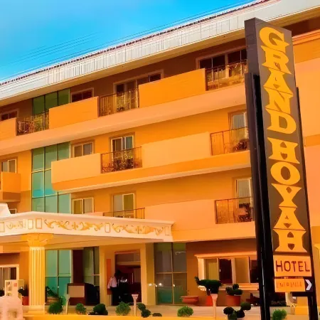 Grand Hoyah Hotel