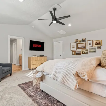 Generous 4BR Home w Hot Tub & Game room