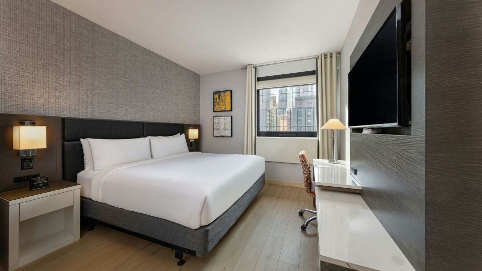 Four Points by Sheraton Manhattan Midtown West