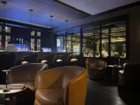 Dolphin Cove - bar