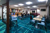 格林斯伯勒SpringHill Suites 飯店 - 早餐