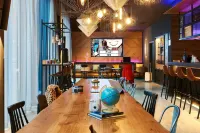 Moxy Southampton - breakfast