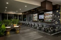 Hampton Inn & Suites by Hilton Rochester Downtown - bar