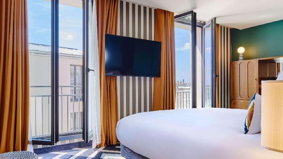 Mercure Paris Butte Montmartre Basilique