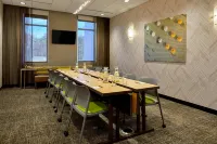 SpringHill Suites Charlotte at Carowinds - بار