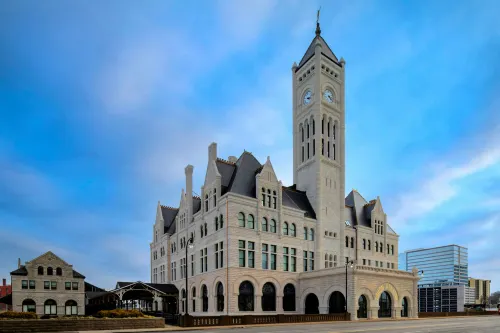 The Union Station Nashville Yards, Autograph Collection - بار