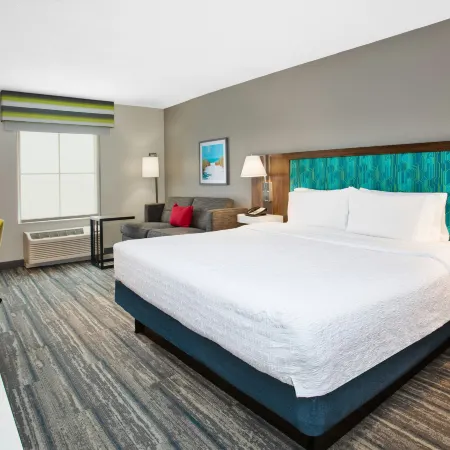 Hampton Inn & Suites Cape Coral/Fort Myers Area