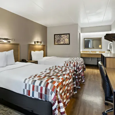 Red Roof Inn Cleveland - Independence Các khách sạn gần East 55th