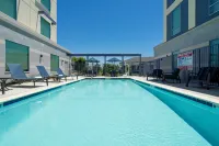 Hampton Inn & Suites - Gilroy, CA - Parkplatz