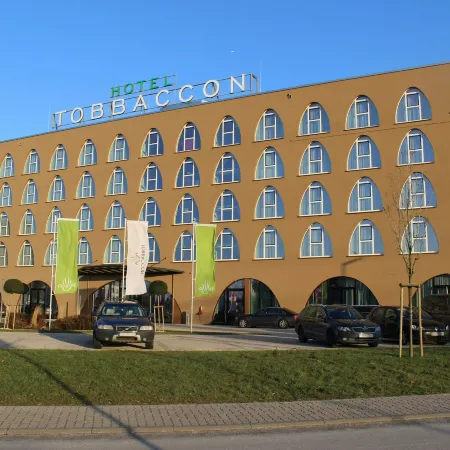 Tobbaccon Hotel