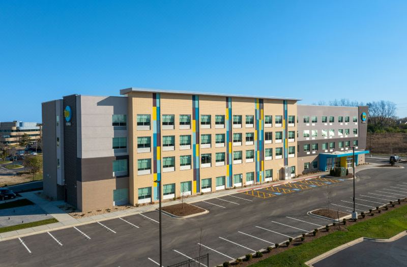 Tru by Hilton Naperville Chicago