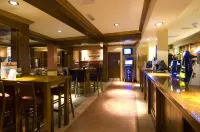 Premier Inn Doncaster Central - Parking