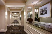 Tutwiler Hotel Birmingham, a DoubleTree by Hilton - parking