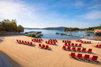 Depe Dene Lakeside Resort - parking