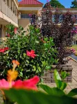 Days Inn by Wyndham Greensboro Airport - Motel